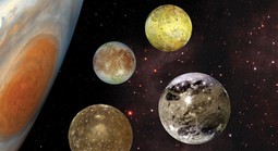 Một hành tinh đang áp sát Trái Đất, khoe các "mặt trăng sự sống"