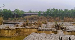 Dự án 250 tỉ đồng "chết yểu" ngay đường lên huyệt đạo thiêng