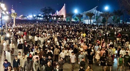 Đánh thức không gian ven biển