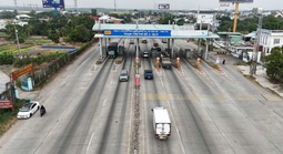 "Nhùng nhằng" việc tháo dỡ 3 trạm thu phí trên Quốc lộ 51 qua TPHCM và Đồng Nai