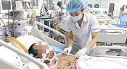 Mắc thủy đậu từ con, người cha 35 tuổi nguy kịch