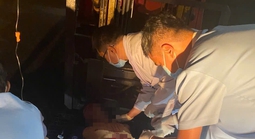 Một nam công nhân bị máy cuốn người gây thủng bụng