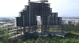 Cận cảnh 2 khách sạn 5 sao dang dở trên đất vàng ven biển Đồng Hới