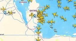 Dấu hiệu nóng: Hàng loạt máy bay tiếp liệu của Mỹ nối nhau rời căn cứ ở Qatar