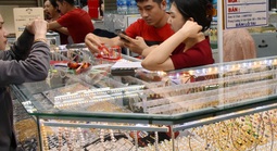 Giá vàng hôm nay 16-1: Sụt giảm rồi bất ngờ tăng mạnh