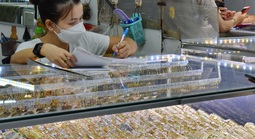 Giá vàng hôm nay 17-1: Sụt giảm sâu