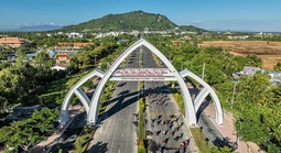 Vụ tạm dừng thu phí ở Núi Sam: Bạn đọc cảm ơn Chủ tịch UBND tỉnh An Giang và báo chí