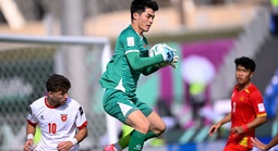 Thủ thành Trần Trung Kiên quyết thắng đồng nghiệp U23 Trung Quốc