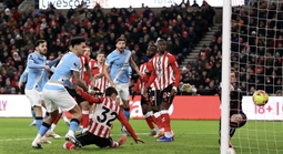 Ngoại hạng Anh: Mọi sai lầm đều phải trả giá đắt