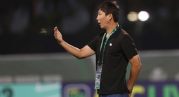 Truyền thông Hàn nể phục ông Kim: "Hàn Quốc thua Việt Nam với ‘ma thuật đen’ Kim Sang-sik"