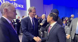 Việt Nam dự Lễ ký Hiến chương Hội đồng Hòa bình về chấm dứt xung đột tại Dải Gaza