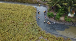 ĐẤT ĐÃ ẤM LÊN