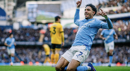 Tân binh Semenyo tỏa sáng, Man City trở lại đường đua Ngoại hạng