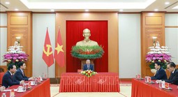 Tổng thống Nga Vladimir Putin điện đàm với Tổng Bí thư Tô Lâm