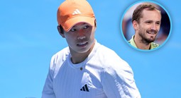 Learner Tien thắng đẹp Medvedev, lập nhiều cột mốc khi vào tứ kết Úc mở rộng