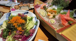 Giải mã nguyên nhân quán ăn, quán cà phê trung tâm TPHCM đông nghẹt trước Tết 