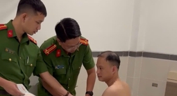 Kiểm tra một khách sạn, Công an phường Tân Hưng phát hiện đối tượng trốn truy nã