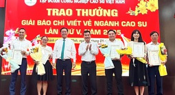 Báo Người Lao Động đoạt giải A viết về ngành cao su năm 2025
