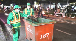 Nghỉ việc trước Tết có mất thưởng, mất lương tháng 13?