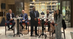 Hai động thái lạ của Liên đoàn Quyền Anh quốc tế (IBF) tại TPHCM