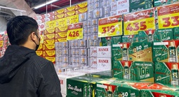 Bia Tết giảm giá sớm, ế khách dù bốc thăm tặng tiền, vé xem Word Cup 2026