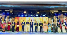 Quy Nhơn lần thứ ba nhận Giải thưởng “Đô thị du lịch sạch ASEAN”