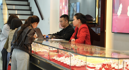 Tối 30-1, giá vàng lao dốc không phanh