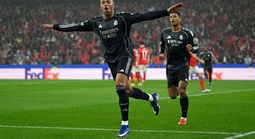 Play-off Champions League: Real Madrid tái đấu Benfica, PSG đụng derby nước Pháp