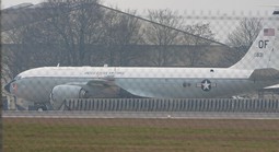 Vũ khí chủ lực của Mỹ áp sát, Iran "không còn nhiều thời gian"?