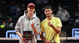 Cách biệt lớn của Alcaraz với Sinner, bộ đôi kế thừa "Big 3"