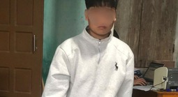 Nhóm học sinh đã làm điều nguy hiểm sau khi xem clip trên mạng (!)