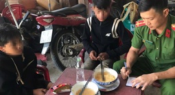 Hai thiếu niên trôi dạt trên lòng hồ thủy điện nhiều giờ