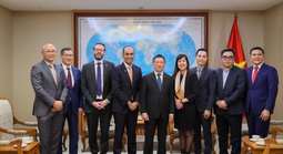 Tập đoàn Prudential cam kết đầu tư dài hạn tại Việt Nam