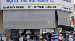 Người dân đổi USD ở đâu để tránh bị phạt nặng?