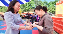 Hình ảnh “Tết đến sớm” ở phường Phú Lợi, TPHCM 