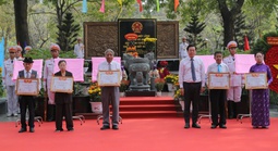 Trao bằng "Tổ quốc ghi công" 49 liệt sĩ Biệt động Sài Gòn - Gia Định