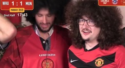 CĐV Man United chết lặng vì VAR, “kế hoạch xuống tóc” đổ bể