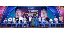 Hội Doanh nhân Sài Gòn - Chi hội 11 lan tỏa yêu thương đến cộng đồng