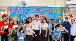 Clip: Xuân ấm áp đến với Trường nuôi trẻ khuyết tật Hoàng Mai