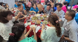 Tết ấm áp của người lao động khó khăn