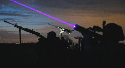 Ukraine tung đòn tầm xa, không kích hàng loạt kho vũ khí Nga