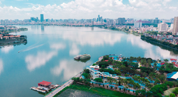 Cẩn trọng khi can thiệp không gian hồ Tây