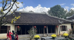 Những ngôi nhà rường cổ ở Huế: Sự thật vua Nguyễn ban lệnh không được dùng gỗ lim