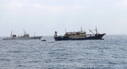 Nhật Bản bắt tàu cá Trung Quốc giữa lúc quan hệ căng thẳng