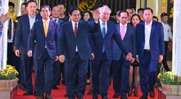 Thủ tướng: Biến những "cơ hội mùa Xuân" thành "thắng lợi của cả năm"