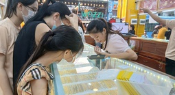 Giá vàng hôm nay 14-2: Tăng mạnh trở lại