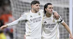 Vùi dập Real Sociedad, Real Madrid soán ngôi đỉnh bảng La Liga