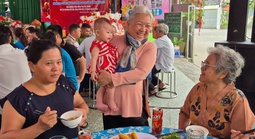 Những chủ trọ góp Tết cho công nhân - lao động