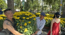 Chợ hoa sáng 29 Tết: Nhiều lô đã bán hết sạch bông