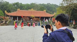 Ngôi chùa cổ ở Thanh Hóa hút giới trẻ tới check-in ảnh Tết